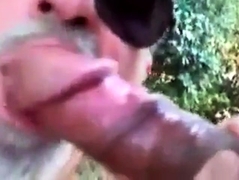 Bears porn video – Je Suce Une Grosse Queue Dans Les Bois