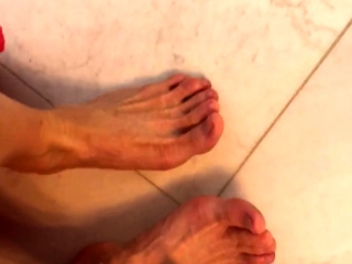 Amateur porn Gives Us Some Foot Fetish Aurora