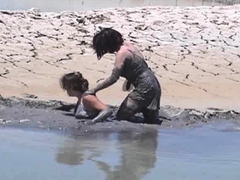 Busty Girls At Beach Hidden Cam